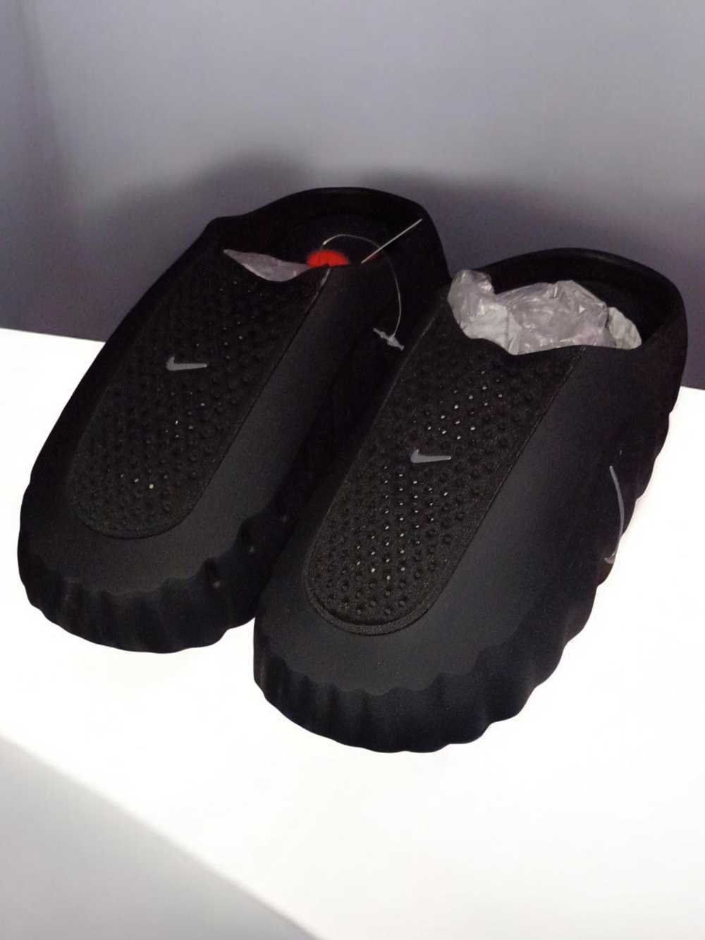 Nike Black Men's Slip-On Cushioned Mules